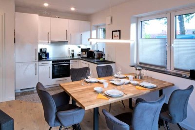 Sonderpreis: 2 neue Luxus-Eigentumswohnungen im 5 WE-KfW40 Plus Haus, 69 m² EG + 44 m² 1. OG