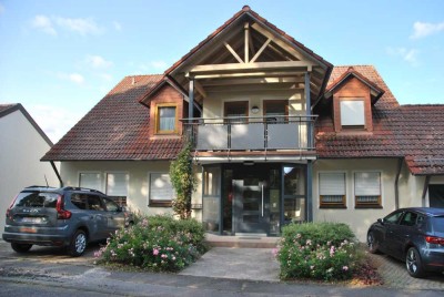 Sonnige 4-Zimmer-EG-Wohnung in Heustreu mit Panoramablick