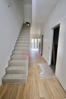 Modernes Townhouse am Beethovenplatz – Wohnen vis-à-vis des Baumschulwäldchens