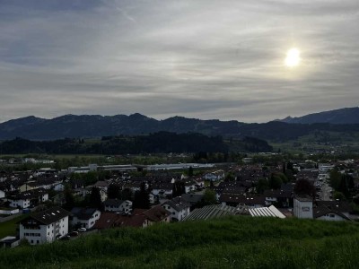 Modernes Wohnen mit Alpenblick – 4 Zimmer & Balkon in Sonthofen