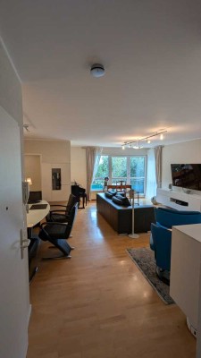 Stilvolle, modernisierte 3-Zimmer-Wohnung mit EBK in Bodenheim