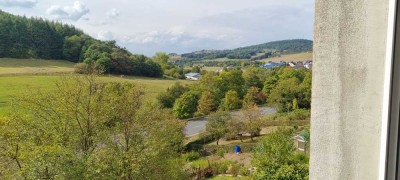 Haus Zum Wohlfühlen mit 3 Garagen,Garten in Bischoffen Aartalsee