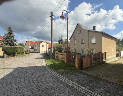 Älteres Bauernhaus mit großem Grundstück am Hainer See zu verkaufen.