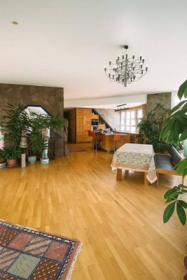 Design Penthouse mit XXL Dachterrasse