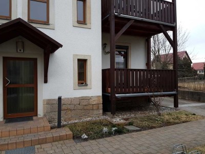 Schön geschnittene, helle 2-Zimmer Wohnung in Pirna/Jessen zu vermieten - 61 m²