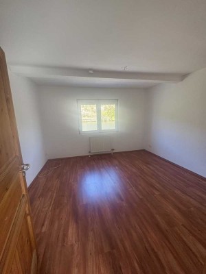 Helle Wohnung mit großer Terrasse!