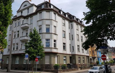Charmante 4-Zimmer Wohnung, 3. OG, modernisiert in Koblenz-Süd