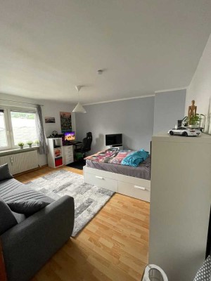 Helle 1-Zimmer-Wohnung mit seperater Küche
