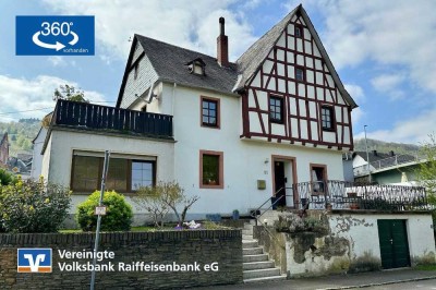 Ihr Logenplatz in 1. Baureihe mit direktem Moselblick