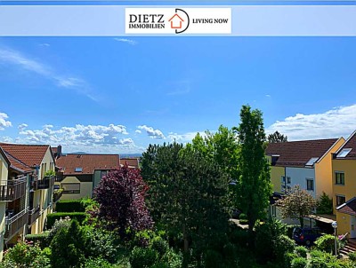 „LIVING NOW“ am Favoritepark - in moderner und gepflegter 3,5 Zimmer-Wohnung in Ludwigsburg-Hoheneck