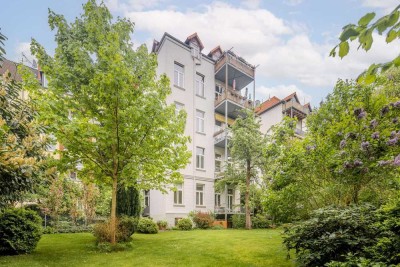 List Toplage, Nähe Moltkeplatz: helle schöne 3-Zimmer-Altbauwohnung im Hinterhaus mit Fahrstuhl