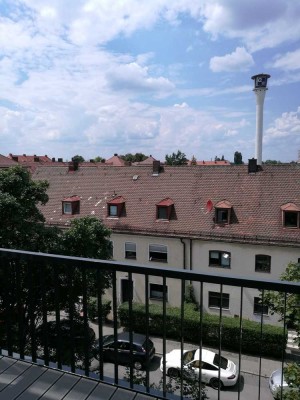 2-Zimmerwohnung mit Weitblick, Küche und Balkon