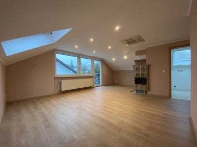 Traumhafte DG-Wohnung mit Aussicht!