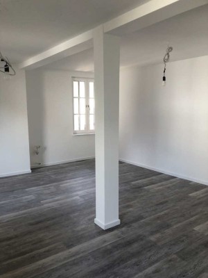 Sanierte 2 Zimmer-Wohnung in Alt Sachsenhausen