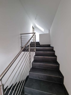 3-Zimmer-Wohnung 91 qm mit Balkon und Garage Neubau