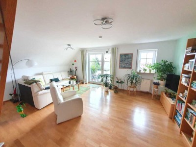 Balkon, Tageslichtbad, Gäste-WC, Baujahr 98 - Helle 4-Zimmer-Maisonette mit TG-Stellplatz u. Aufzug!