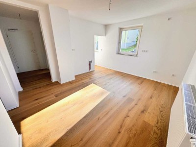 Provisionsfrei, mit Garten - Sanierte 2-Zimmer Wohnung