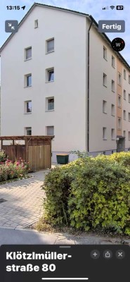 Geschmackvolle 3-Raum-Hochparterre-Wohnung mit Balkon in Landshut