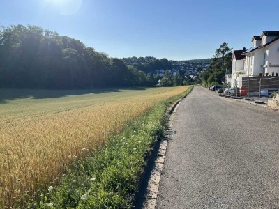 "Aussicht, Sonne, Ruhe und viel Platz" Modernes EFH in Weissach. Eine Freude für die ganze Familie