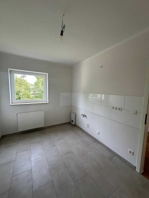 Erstbezug nach Sanierung - 4 Zimmer Wohnung