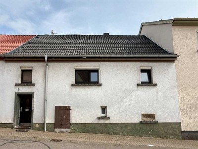 Sanierungsbedürftiges kleines FH in 66557 Illingen zu verkaufen