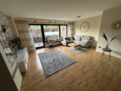 EG-Wohnung mit Terrasse und Einbauküche