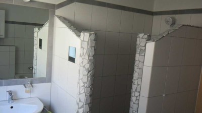 Gepflegte 3,5-Zimmer EG-Wohnung mit Traumbadezimmer und Einbauküche in Pleisweiler-Oberhofen