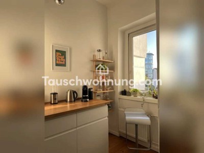 Tauschwohnung: Altbau an der Alster mit großem Balkon