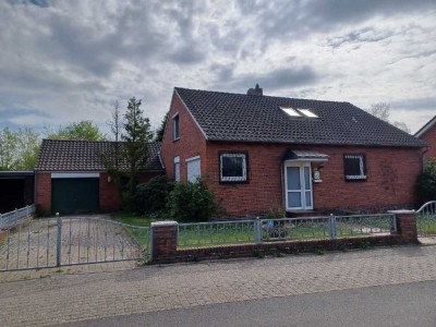 Bieterverfahren: Wohnhaus in Petersfehn - Abriss oder Sanierung