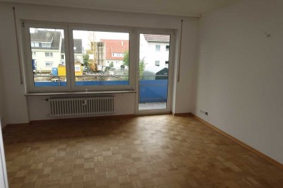 helle, modernisierte 1-Zimmer-Erdgeschosswohnung mit Pantryküche und Balkon in Filderstadt