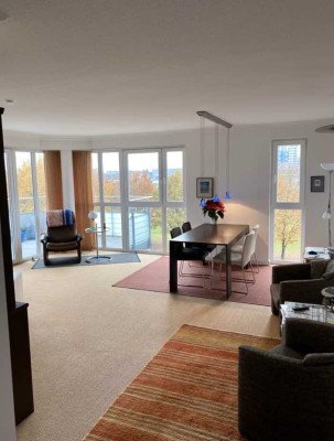 Hochwertige 3 Zimmer Whg. mit 2TG Stellplätzen, Keller, Balkon