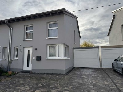 Neuwertiges (2022) 4-Zimmer Einfamilienhaus mit Garage in Langenlonsheim