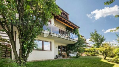 Viel Platz & Komfort: stilvolles Haus mit Einliegerbereich, Kamin, Garten, Terrasse & 2 Balkonen