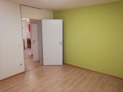 Helle, gepflegte 2-Raum-Wohnung in Konstanz