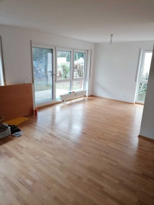 4,5 Zimmer-Garten-Wohnung mit 127 m² in Ludwigsburg-Hoheneck