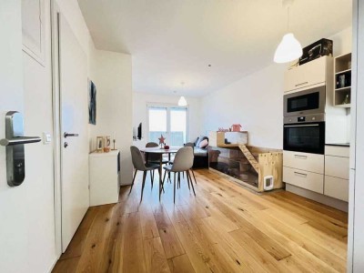 Stilvolle, gepflegte 1,5-Zimmer-Wohnung mit Einbauküche in Salem