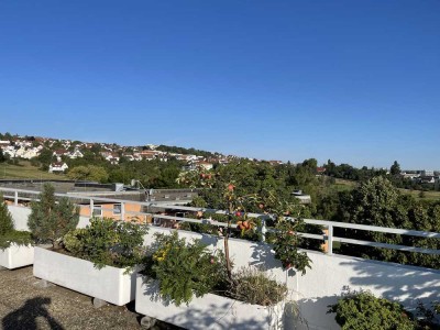 Traumhafte Penthousewohnung mit 130 m² Rundum-Terrasse in Filderstadt-Bonlanden
