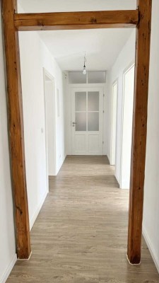 Gostenhof ! Helle, gemütliche 3-Zi.-Altbau-Whg. 54 m², 3.OG ohne Aufzug u. ohne Balkon