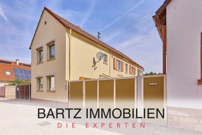 Familientraum mit Entwicklungsmöglichkeiten - Großzügiges Haus mit Doppelgarage & Garten