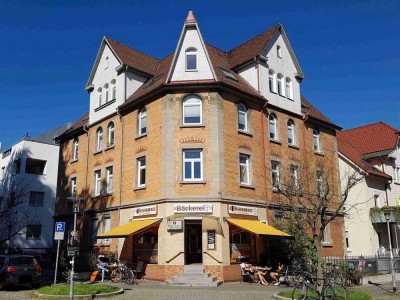 Stilvolle, sanierte 3-Zimmer-Dachgeschosswohnung mit Balkon und EBK in Tübingen
