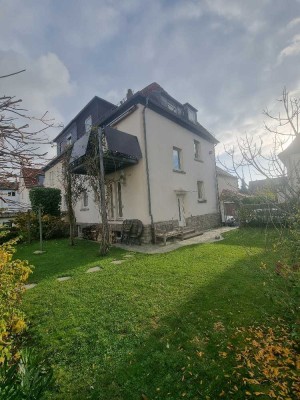 1-2 Familienhaus / Doppelhaushäfte in sehr schöner Lage von Oberursel