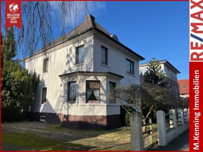 *Stadtvilla Leer*historische Architektur*Wintergarten*Karmin*große Gartenanlage*Doppelgarage*Keller*