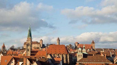 Wohn-und Geschäftshaus | Baugenehmigung für exklusives Dach-Galeriegeschoss | Sanierungsgebiet