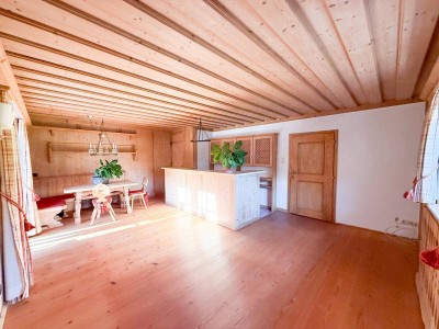 Freizeitwohnsitz - Charmantes Apartment mit Hüttenfeeling in traumhafter Panoramalage
