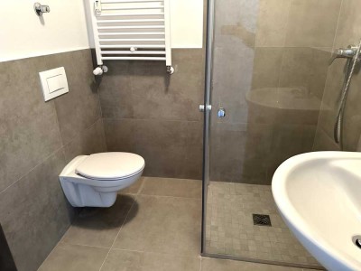 1-Zimmer-Dachgeschosswohnung  in Berlin Wedding - U-Bahn Pankstr.