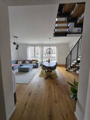 Luxuriöse 3-Etagen Maisonettewohnung im Herzen von Köln-Bayenthal