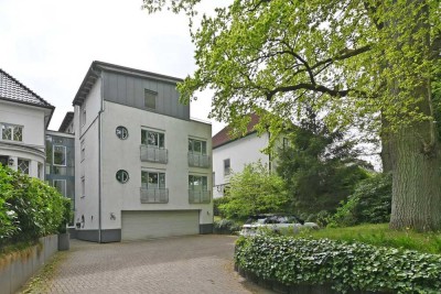 Traumhafte Penthouse Wohnung mit Dachterrasse am Alstertal mit Tiefgarage in Hamburg Klein Borstel!