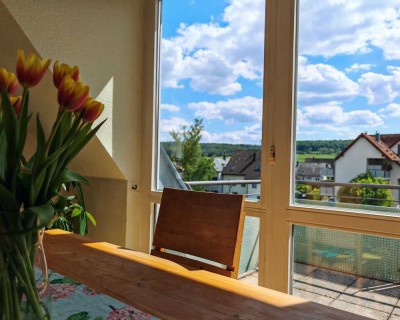 Lichtdurchflutete 3,5 Zimmer Maisonette-Wohnung in Simmozheim – zentral, ruhig und sonnig