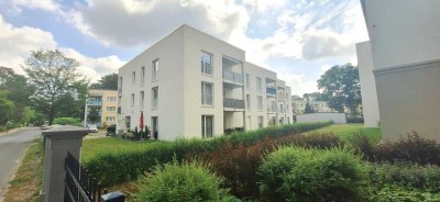 Ganz oben! ohne Schrägen*LIFT*tolle Einbau-KÜCHE*SÜD-WEST-Balkon*fast am Wasser: Dahme