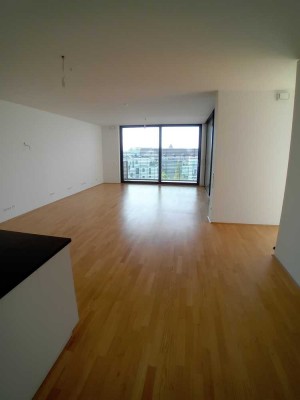 Exklusive, neuwertige 2-Zimmer-Penthouse-Wohnung mit geh. Innenausstattung mit Terrasse in Karlsruhe